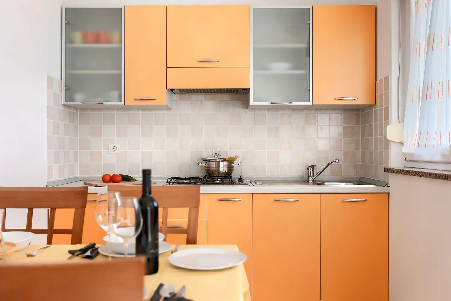 Charmantes Apartment Mit Babybett, Privatem Balkon, Grill, Wifi Vodnjan